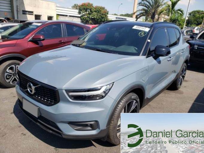 VOLVO XC40 21/21