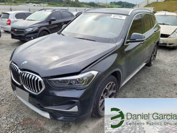 BMW  X1 21/21