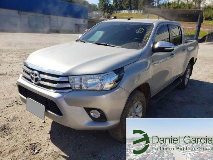 TOYOTA HILUX CD 16/16